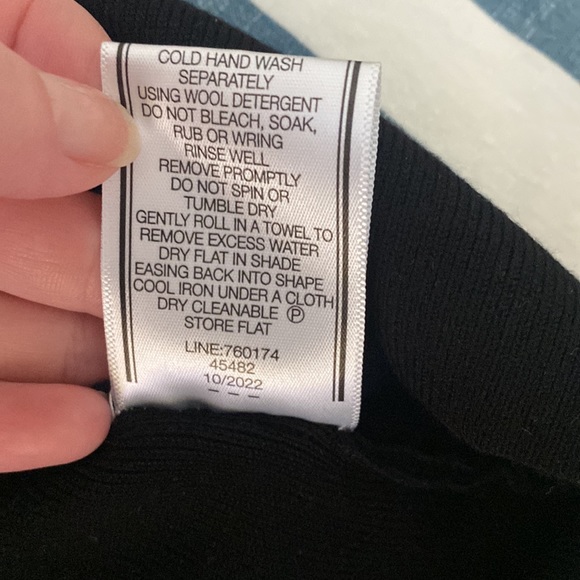 Portmans - Black Frill Sleeved Top - Size Large - Picture 6 of 6